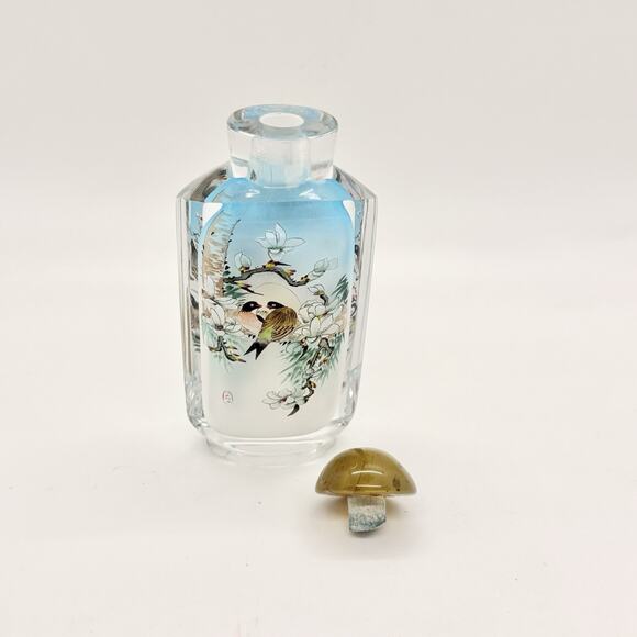 Vtg Chinese Glass Snuff Bottle Reverse Painted Signed Mary Birds Floral Top - Picture 3 of 3
